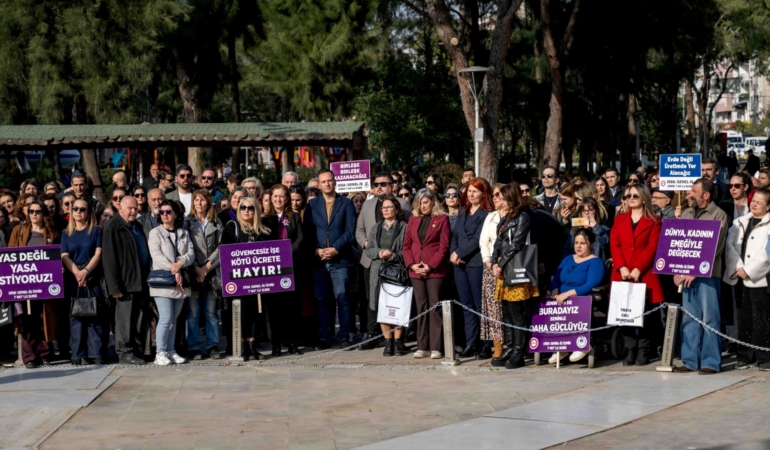 Bornova’da Festival Tadında 8 Mart