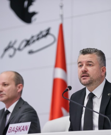 Buca_Belediyesi_meclis_toplantısı03