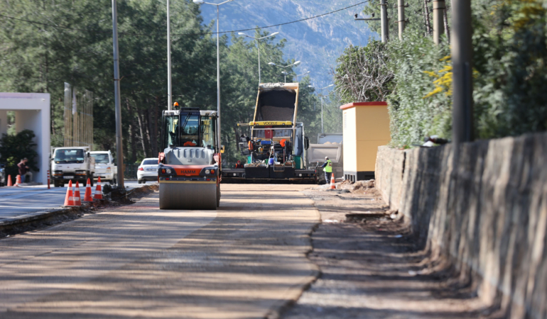 Büyükşehir, İçmeler’de 77 Milyon TL’lik Yol Çalışmasına Başladı (2)