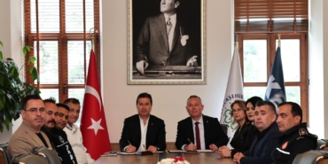 Büyükşehir ile Tüm Yerel-Sen Arasında Sosyal Denge Sözleşmesi İmzalandı (2)