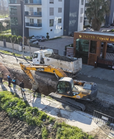 Güzelyurt Mahallesi’nde Sorunlu Kanalizasyon Hattı Yenileniyor (3)