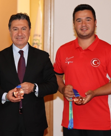 Halk Oylaması ile Emircan Haney Dünya’da “Yılın Okçusu” (1)