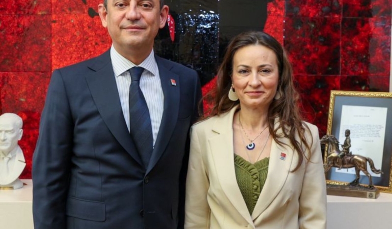 BAŞKAN ÖZALPER’DEN EYÜP KADİR İNAN’A ÇOK SERT CEVAP