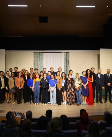 Karabağlar Kent Tiyatrosu (8)