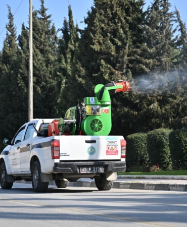 Manisa Büyükşehir Belediyesi’nden Vektörle Mücadelede Yoğun Mesai (3)