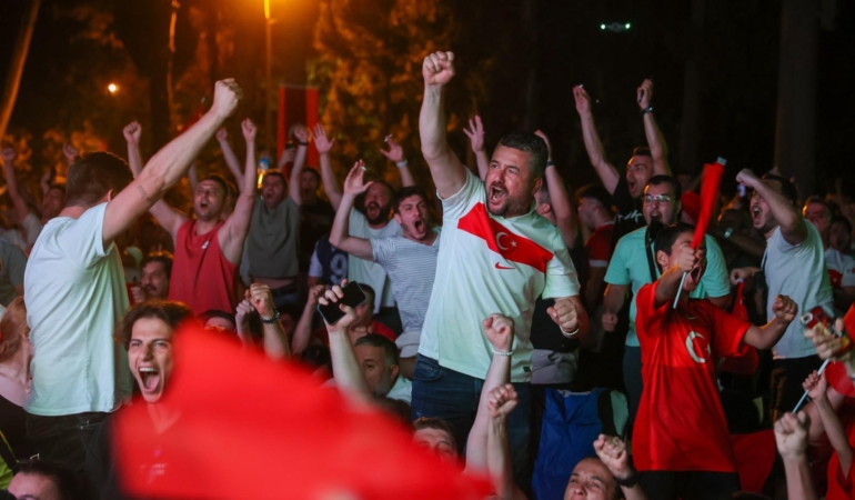 Milli_Maç_dev_ekran_02