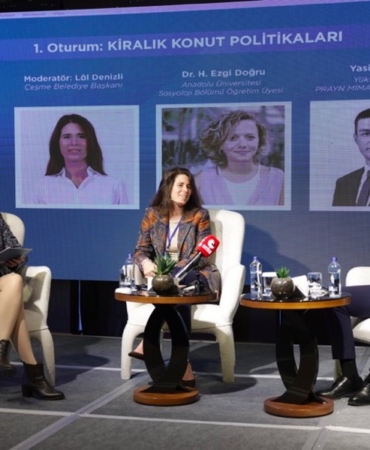 Özgür Özel Kiralık Sosyal Konut Temel Atma Töreni için Çeşmeye geliyor Çeşme’de tarihi adım_ Kiralık Sosyal Konut Sempozyumu gerçekleştirildiPHOTO-2026-01-16-12-27-36