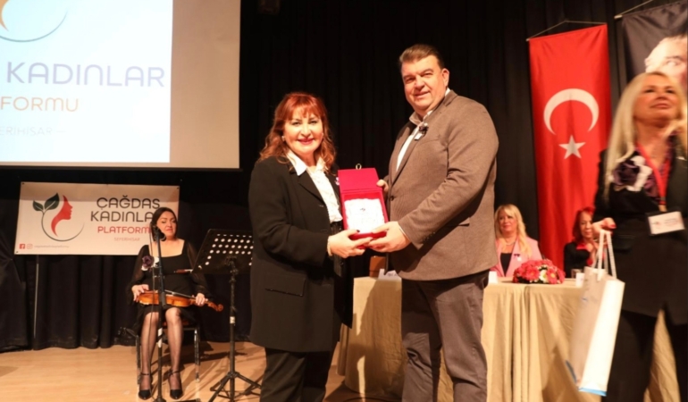 Seferihisar’da 8 Mart’a Anlamlı Etkinlik: “8 Kadın 8 Başarı Öyküsü”