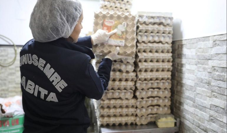 YUNUSEMRE’DE BAYRAM ÖNCESİ FIRIN VE TATLICILARA SIKI DENETİM