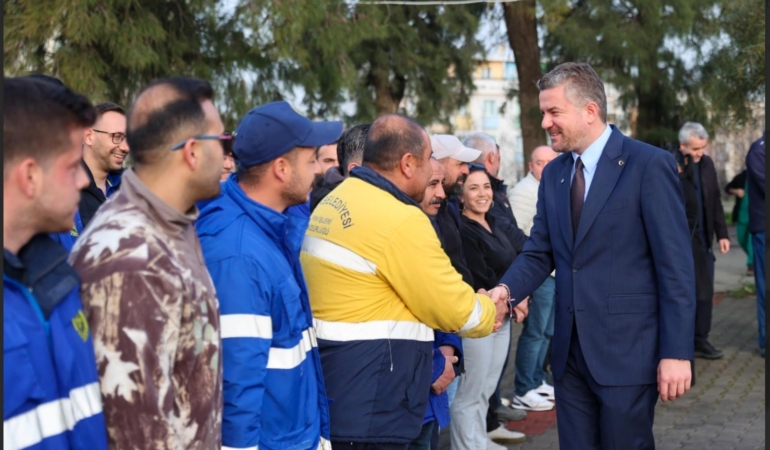 Buca’da sıcak bayramlaşma