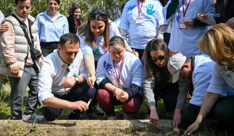 Bornova’da gelecek çocuklardan yeşerecek