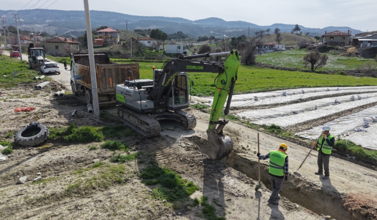 Selendi’de İki Mahallenin Daha Altyapı Sorunu Tarih Oluyor