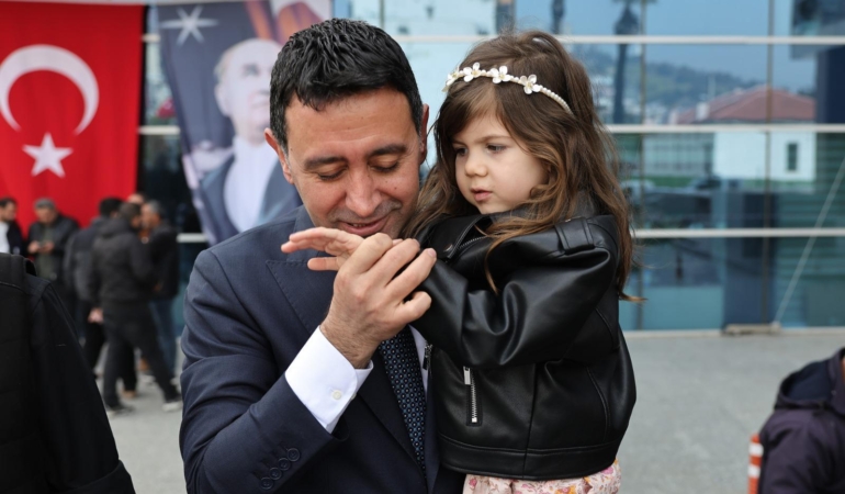 Bayraklı Belediyesi’nde bayramlaşma