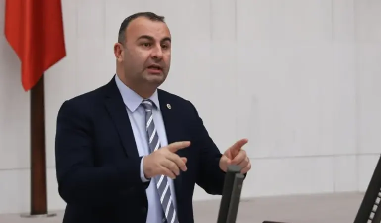 Arslan’dan AK Parti’ye ‘Edep’ çıkışı: “Anlatacak masalınız kalmayınca çirkinleşiyorsunuz”