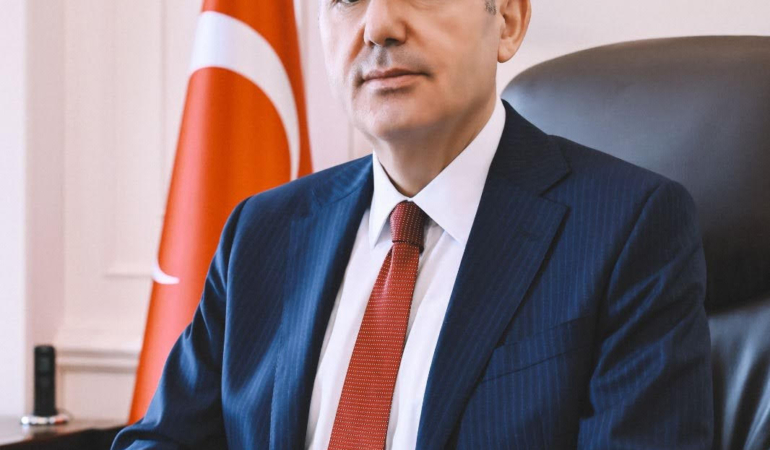 İzmir valisi Süleyman Elban’ın 18 Mart şehitleri anma günü ve Çanakkale Zaferi’nin 111. yıl dönümü mesajı yayınladı