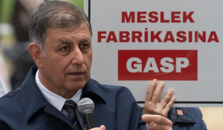 Başkan Tugay’dan mülkiyet hakkı vurgusu