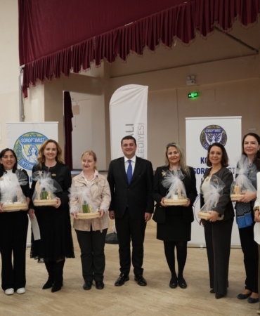 9a38eb0b-6cf9-483f-a264-080816f11f3b