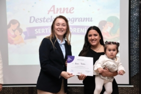 _Anne Destek Programı mezunları sertifikalarını Başkan Mutlu’dan aldı (1)