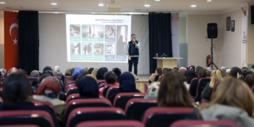 Bayraklı’da Madde Bağımlılığına Karşı Annelerle Farkındalık Eğitimi (1)