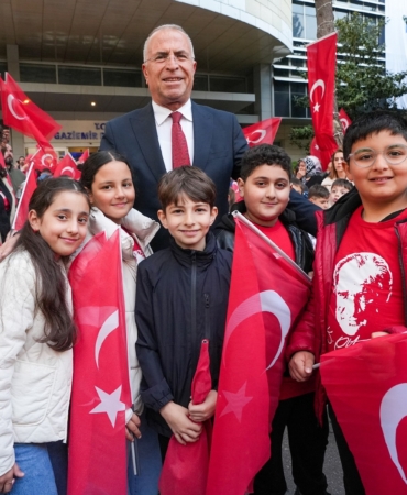 Gaziemir’de 23 Nisan coşkusu kortejle taçlandı (6)