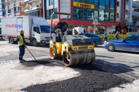 Gaziemir’de 32 bin 191 metrekarelik alandaki yol ve kaldırımlar yenilendi (8)