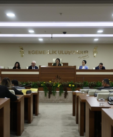 Karabağlar Belediyesi Nisan Ayı Meclisi (4)