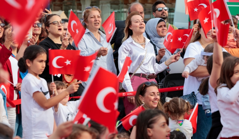 Konak’ta 23 Nisan coşkusu Karantina Meydanı’nda yaşanacak (1)