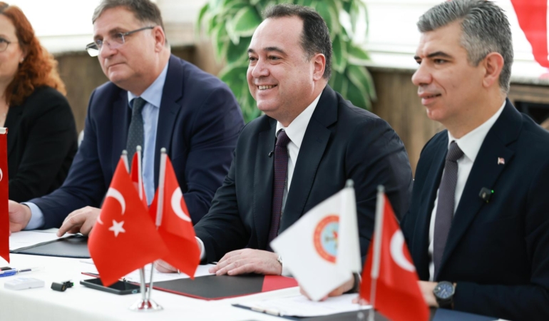 Manisa Büyükşehir’den Soma’nın Isınma Sorununa Tarihi Adım (9)