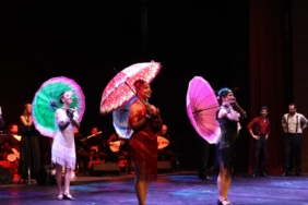 Muğla’da Nostalji Rüzgarı 70’ler ve 80’lerin Film Müzikleri Büyüledi (7)