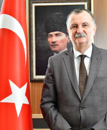 YUNUSEMRE BELEDİYE BAŞKANI SEMİH BALABAN