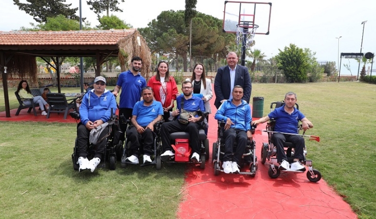 Menderes’in Engelsiz Festival’inde İlk Gün Coşkusu