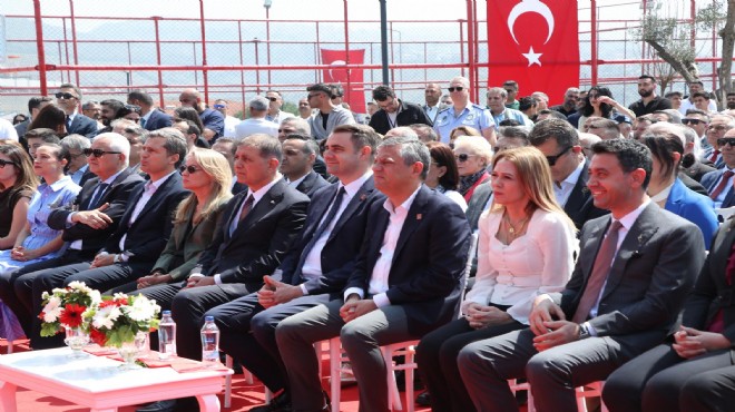 Bayraklida-acilis-gunu-Tam-da-Ferdi-Baskanin-isteyecegi-gibi--192933