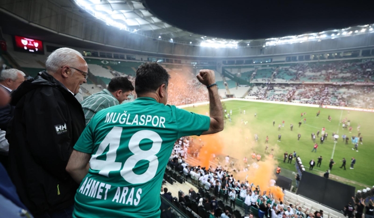 Büyükşehir’den Şampiyon Takıma Tam Destek (1)