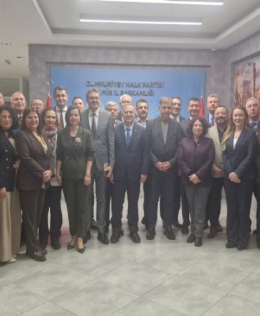 CHP-Izmir-orgutunden-Ozgur-Ozel-e-tam-destek-deklarasyonu-389829_news_big