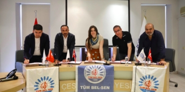 Çeşme Belediyesi, Tüm Bel-Sen ile toplu iş sözleşmesini imzaladıPHOTO-2026-04-30-13-06-37 2