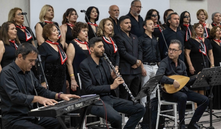 Türkülerle baharın coşkusu, gençliğin umudu yankılandı