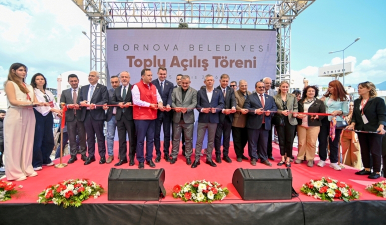 CHP Lideri Özel, Bornova’da üç önemli projeyi hizmete açtı