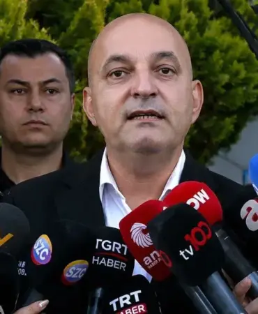 ZxPz-kilicdaroglu-cephesinden-disiplin-cikisi-kemal-beye-hain-diyenlerin-ilisigi-ke-7049