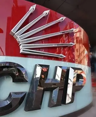 chp-nin-yeni-golge-kabinesi-aciklandi