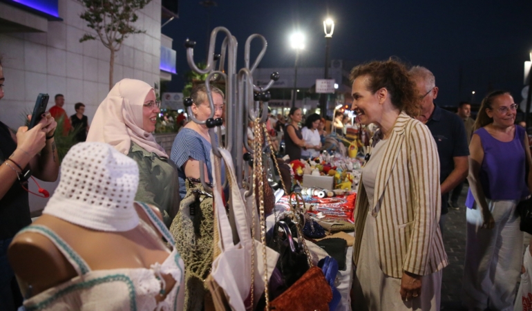 Karşıyaka Kadın Emeği Gece Pazarı başlıyor