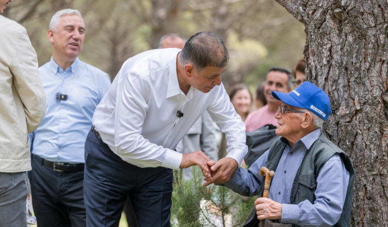 Kozak’a hizmet çıkarması