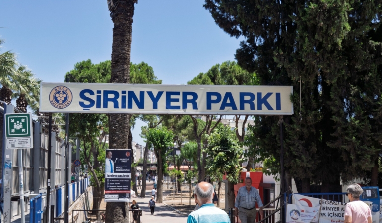 Şirinyer Parkı eski günlerine kavuşuyor