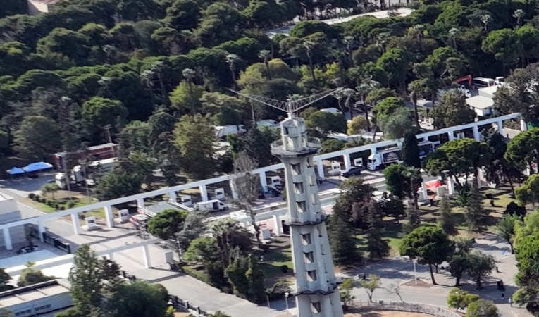 İzmir’in simgesi Paraşüt Kulesi yeniden ayağa kalkıyor