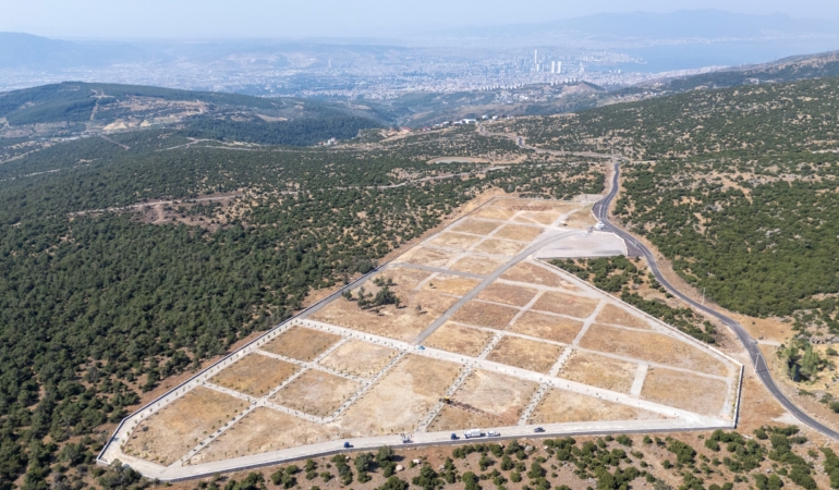 Bornova Kayadibi Kent Mezarlığı hizmete açıldı