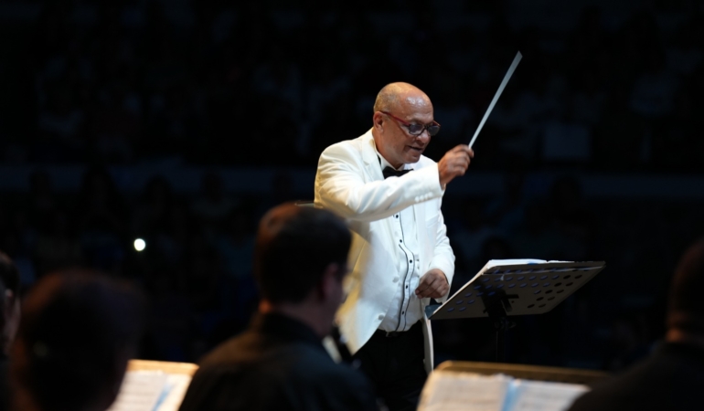 Edip Akbayram ve Volkan Konak şarkılarla anıldı