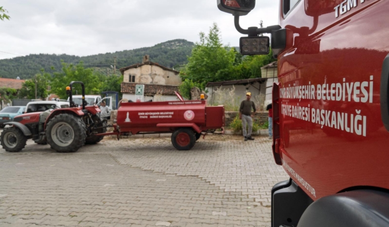 Traktörler hazır gözler ormanda