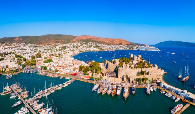 Bodrum Limanı Deniz Hudut Kapısı’nda 24 Saat Hizmet Dönemi Başladı (3)
