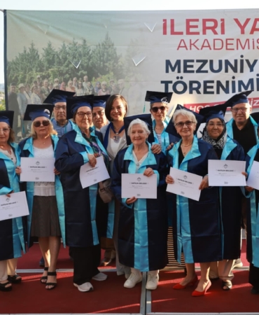 Karabağlar İleri Yaş Akademisi (5)