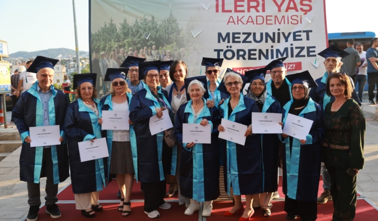 Karabağlar İleri Yaş Akademisi (5)