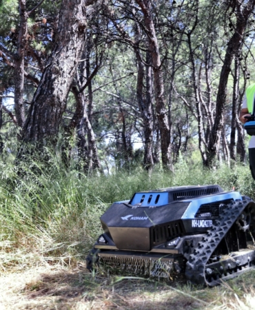 Konak’tan teknolojik adım Ot biçme robotu sahada (1)